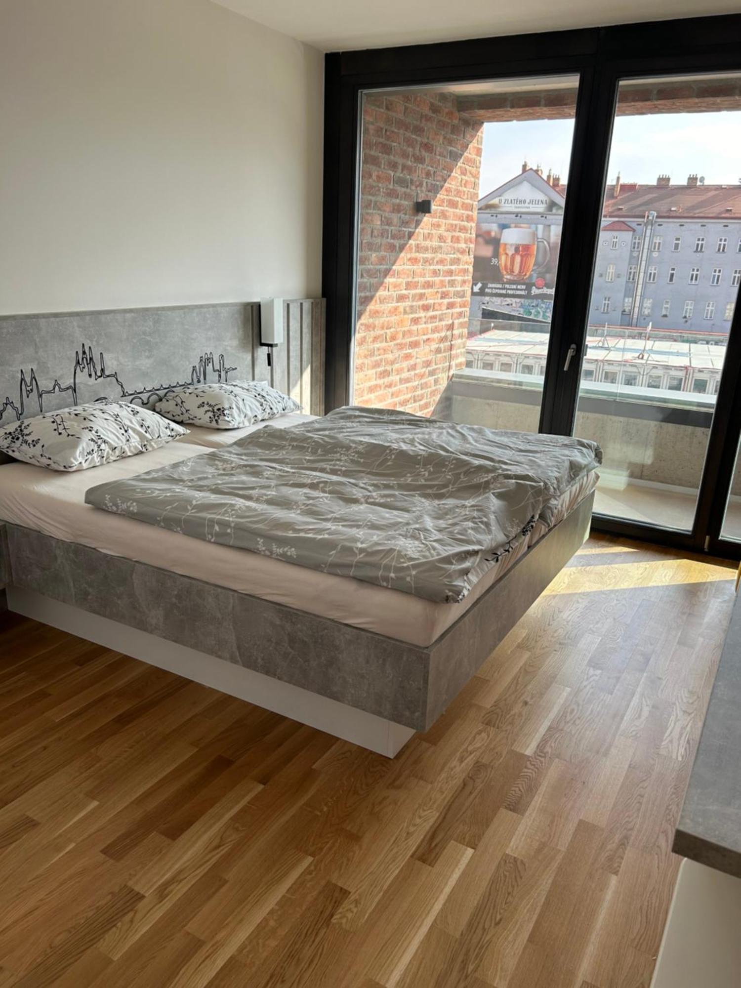 Prague Smichov Andel Apartment Buitenkant foto